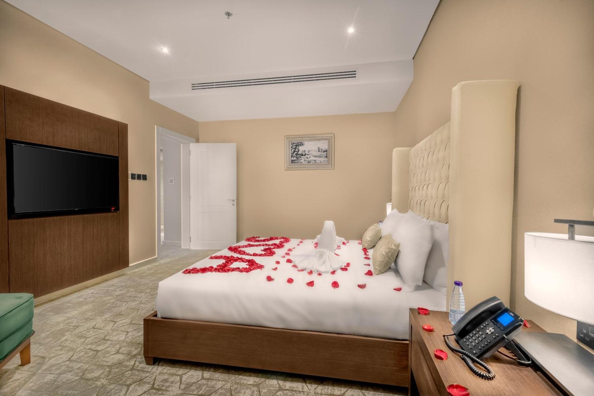 Suknai Royal Hotel ฮาอิล ภายนอก รูปภาพ